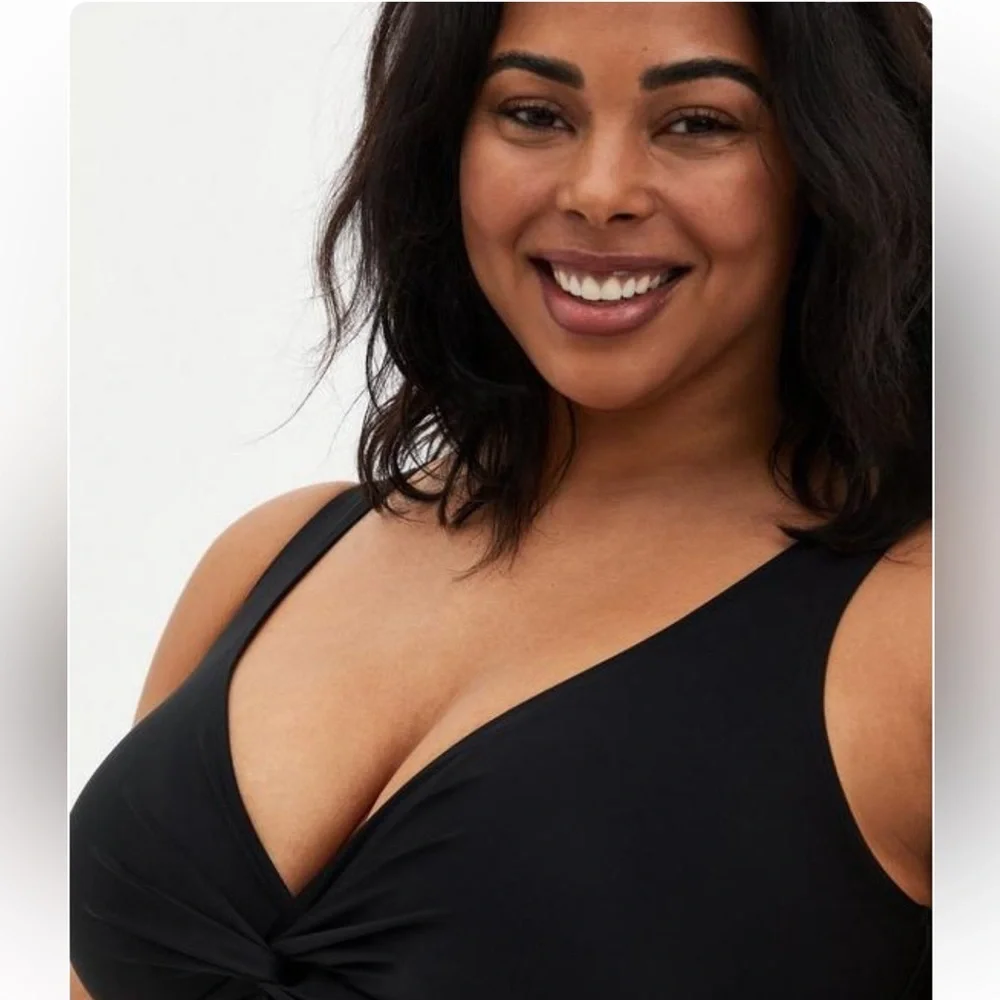 New! Torrid‎ sz 3 Long Wireless Knot Bathing Swim Suit Dress 3X